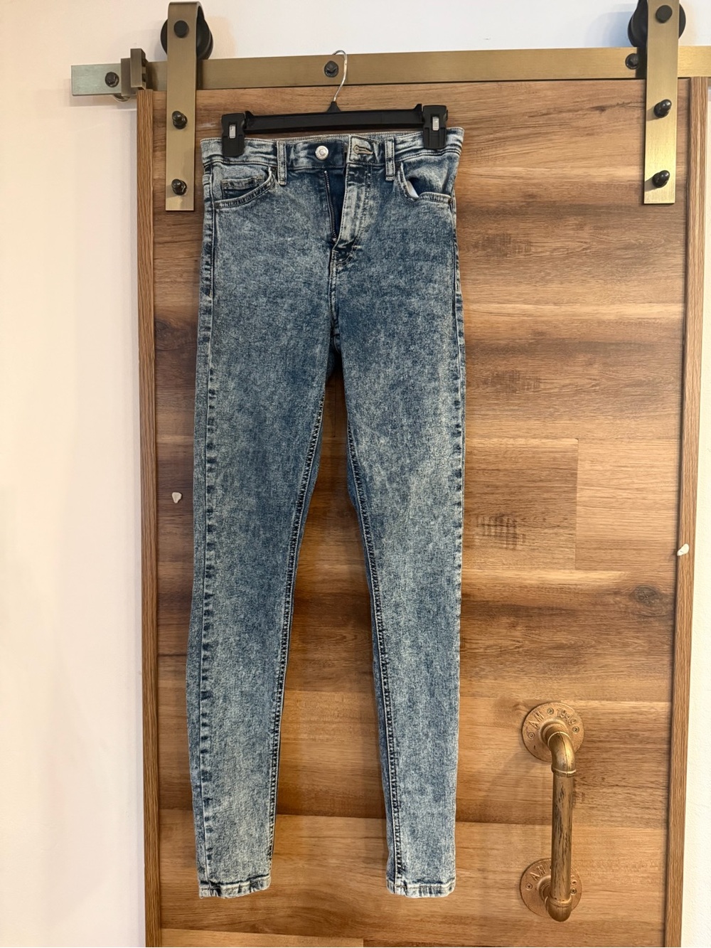 TopShop High-Rise Acid Wash Skinny Jeans - Like NEW